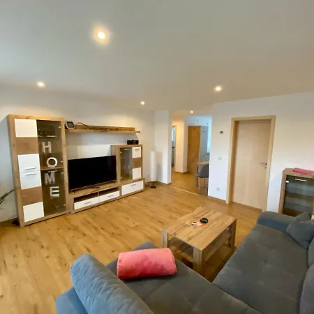 Stadtoase Geraeumige Gaestewohnungen Mit Balkon, Komfort, Modernitaet Und Ruhe, Fuer Monteure Geeignet, Free Wifi Frankenberg Zewnętrze zdjęcie