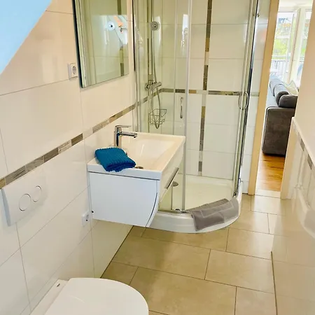 Stadtoase Geraeumige Gaestewohnungen Mit Balkon, Komfort, Modernitaet Und Ruhe, Fuer Monteure Geeignet, Free Wifi Frankenberg Zewnętrze zdjęcie