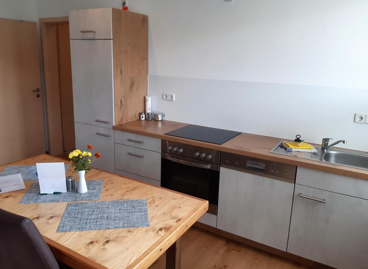Stadtoase Geraeumige Gaestewohnungen Mit Balkon, Komfort, Modernitaet Und Ruhe, Fuer Monteure Geeignet, Free Wifi Appartement Frankenberg