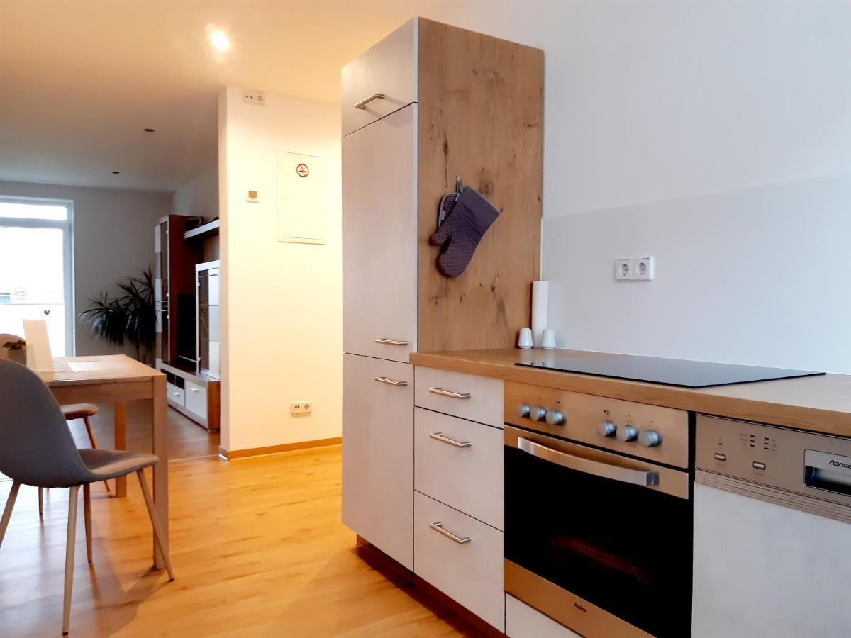 Stadtoase Geraeumige Gaestewohnungen Mit Balkon, Komfort, Modernitaet Und Ruhe, Fuer Monteure Geeignet, Free Wifi Appartement Frankenberg