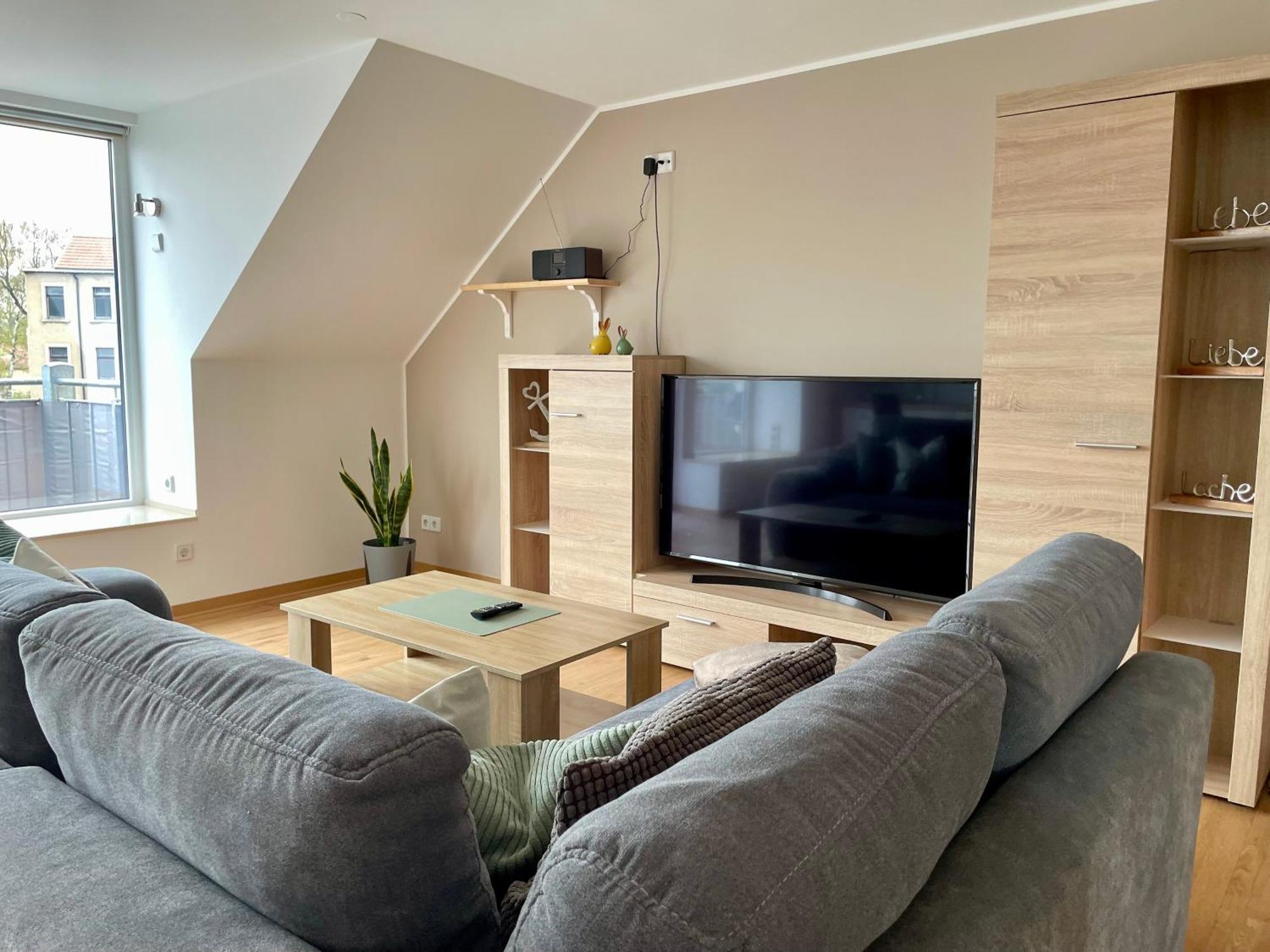 Stadtoase Geraeumige Gaestewohnungen Mit Balkon, Komfort, Modernitaet Und Ruhe, Fuer Monteure Geeignet, Free Wifi Apartament